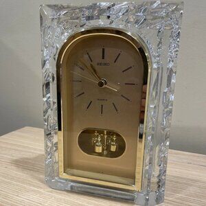 SEIKO GLASS-CUT QUARTZ TABLE ROOM CLOCK REF#QZ 127 S MADE IN JAPAN, 5LBS
